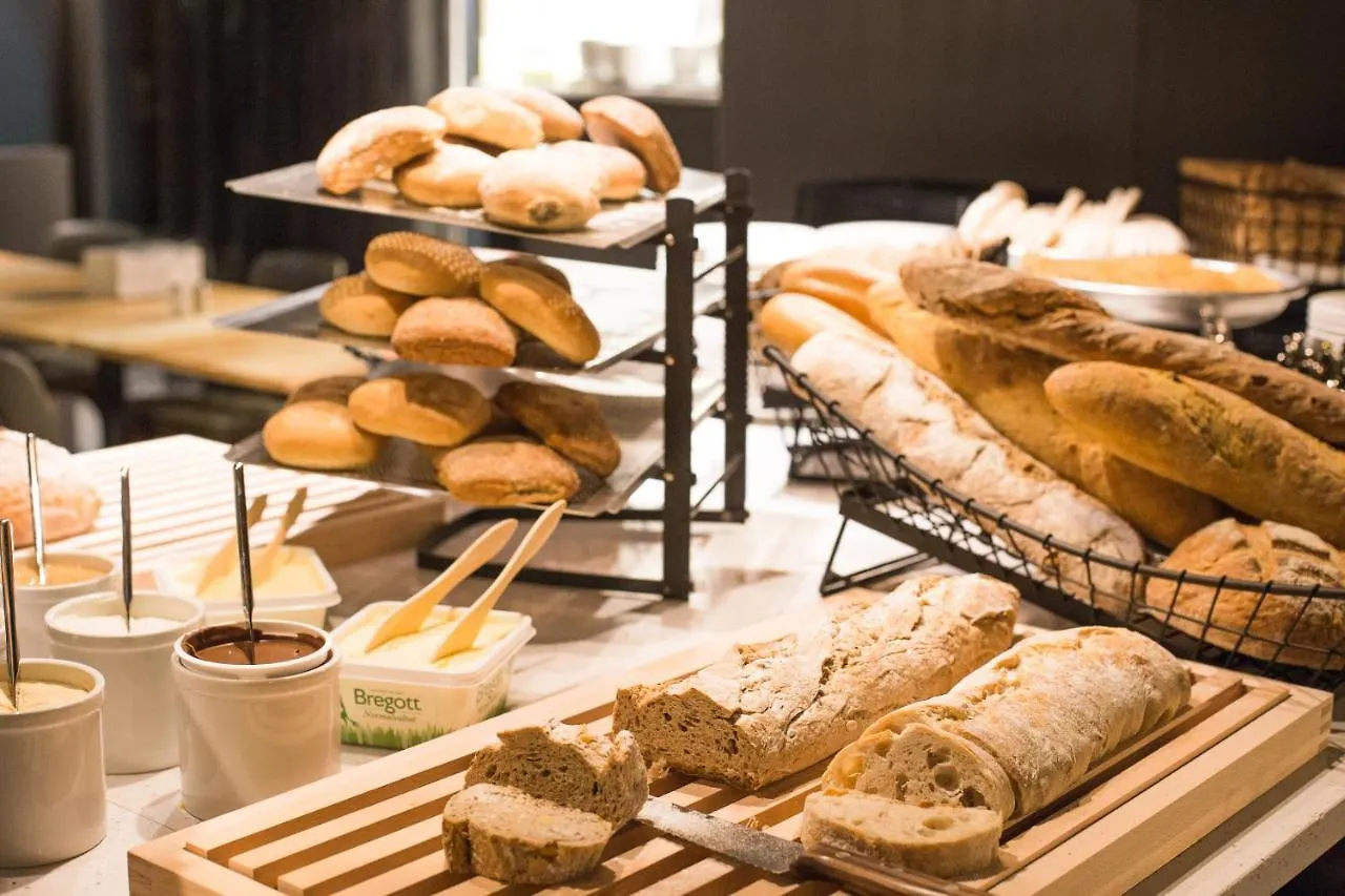 Comfort Hotel Kista Стокгольм Швеция